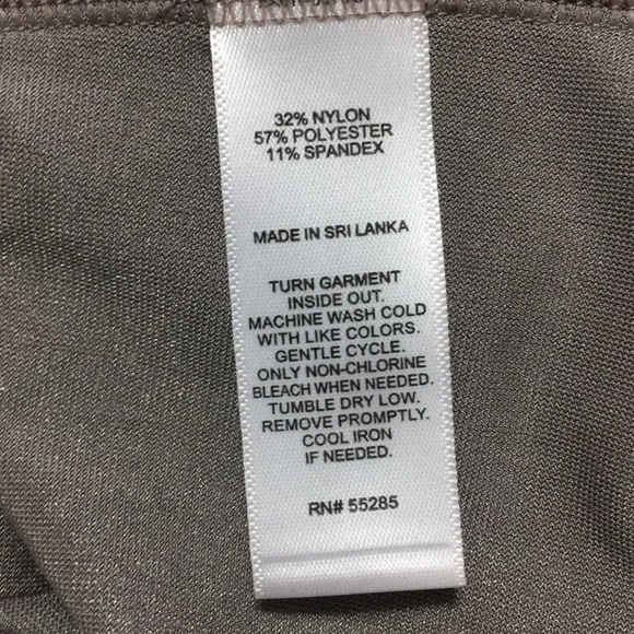 Express| One Eleven Velvet Crop Top - Picture 5 of 5